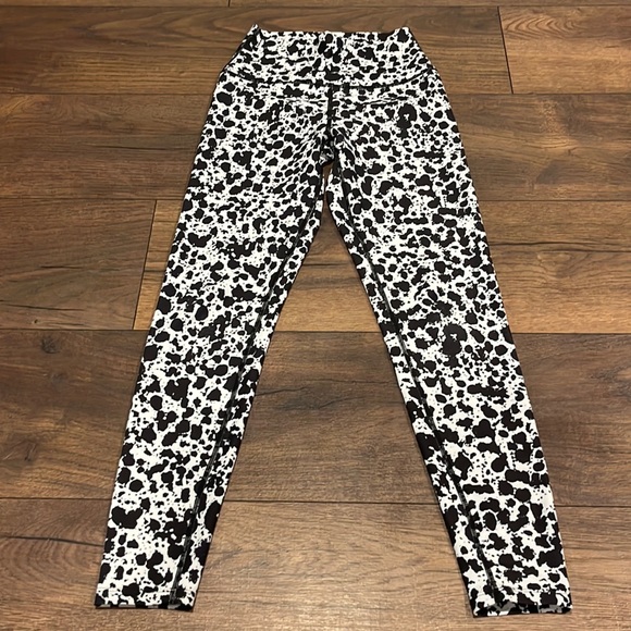 Sage collective cow print legging XS - Picture 1 of 4